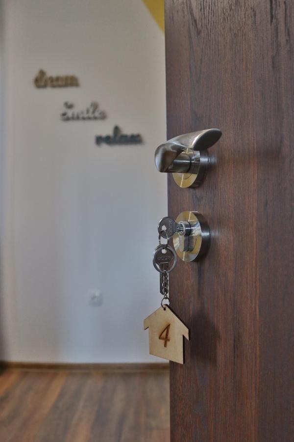 Bella Family Guest House Saparewa Banja Exterior foto